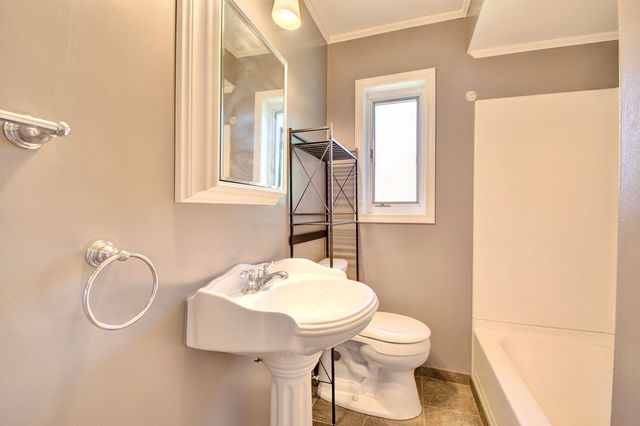 131 Kennedy Road, Fort Wright, KY 41011