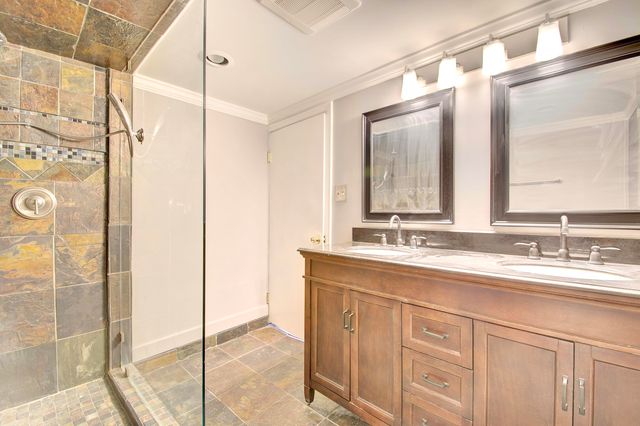 131 Kennedy Road, Fort Wright, KY 41011