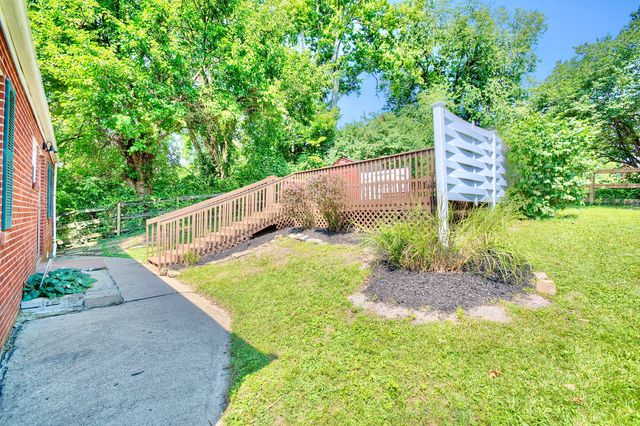 131 Kennedy Road, Fort Wright, KY 41011