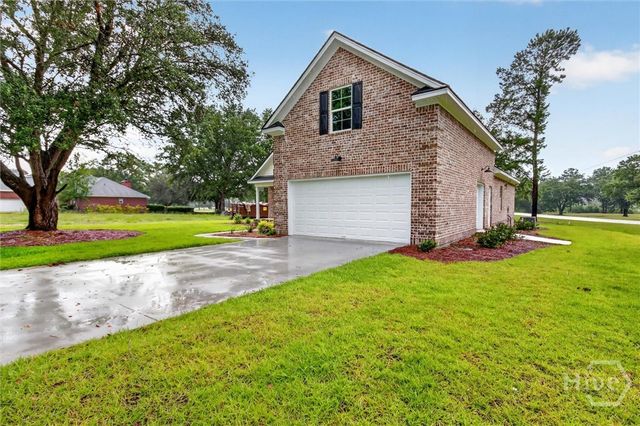 18 Lansing Drive, Ellabell, GA 31308