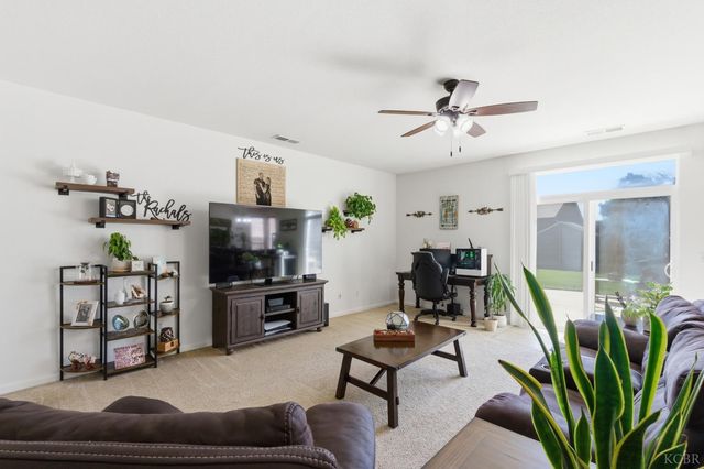 2235 Charlie Chambers Drive, Hanford, CA 93444