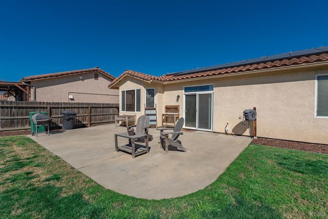 2235 Charlie Chambers Drive, Hanford, CA 93444