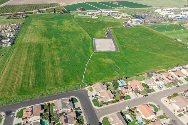 2235 Charlie Chambers Drive, Hanford, CA 93444