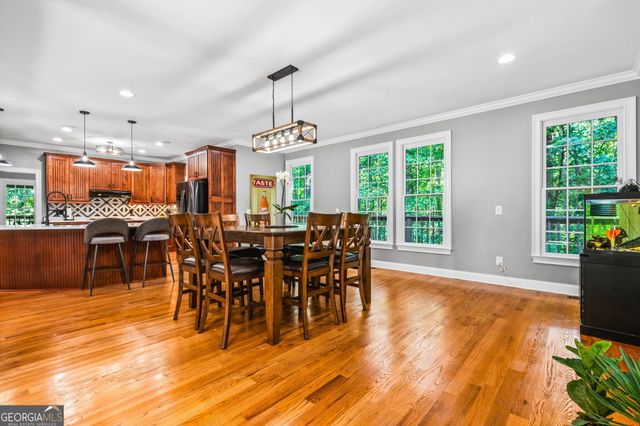 1816 Yorkshire Drive, Woodstock, GA 30189