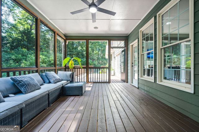 1816 Yorkshire Drive, Woodstock, GA 30189