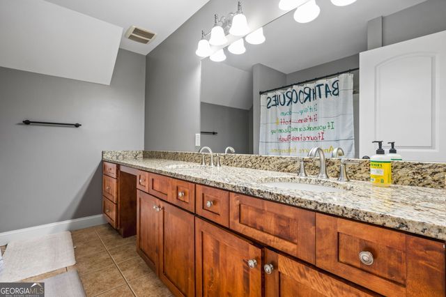 1816 Yorkshire Drive, Woodstock, GA 30189