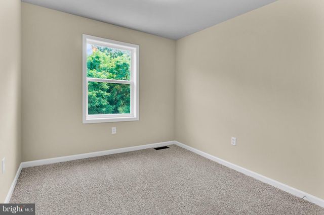 849 GREGS DR, Harrisburg, PA 17111