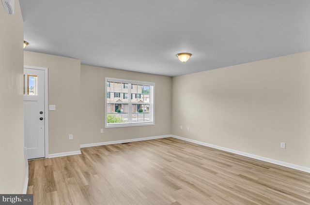 849 GREGS DR, Harrisburg, PA 17111