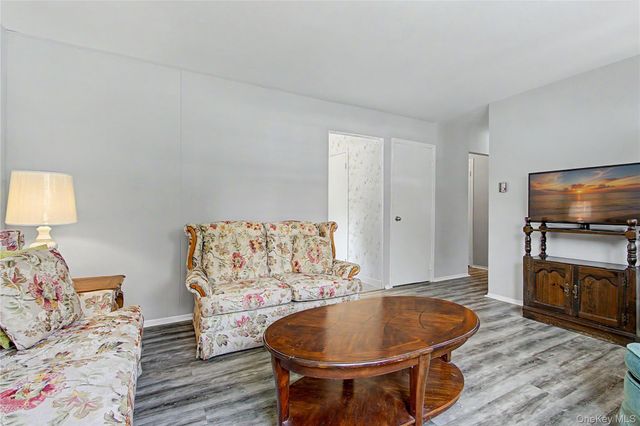 38 Seely Street, Walden, NY 12586