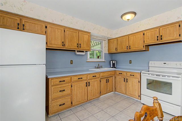 38 Seely Street, Walden, NY 12586