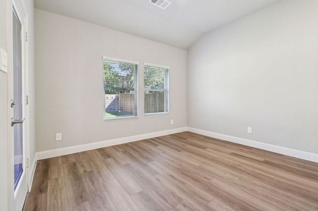 4030 Granbury Drive, Farmersville, TX 75442