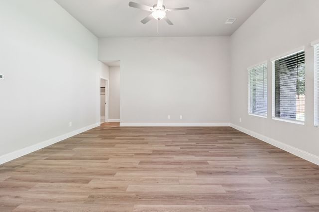 4030 Granbury Drive, Farmersville, TX 75442