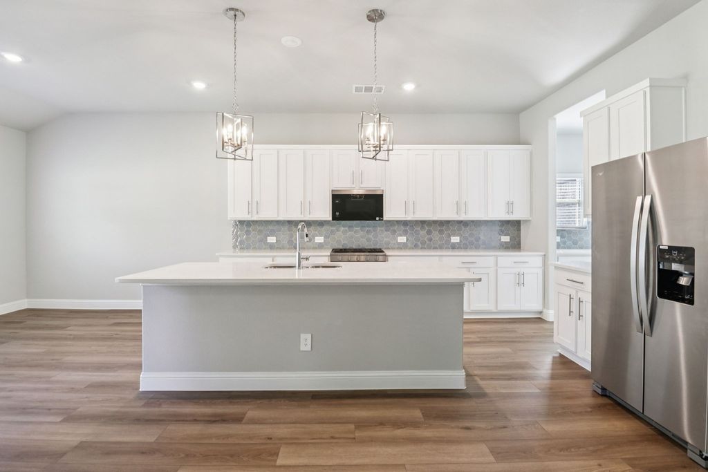 4030 Granbury Drive, Farmersville, TX 75442