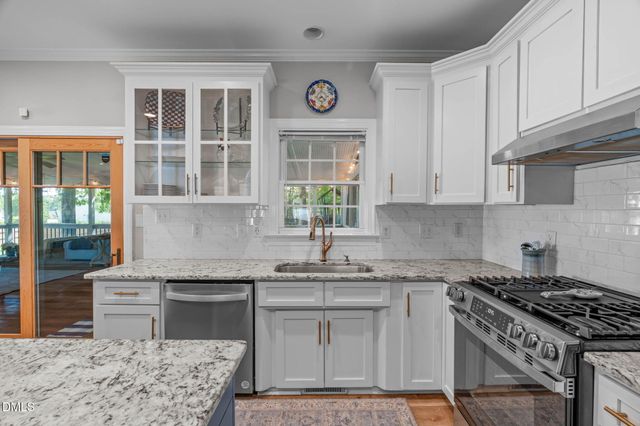 1105 Linden Ridge Drive, Holly Springs, NC 27540