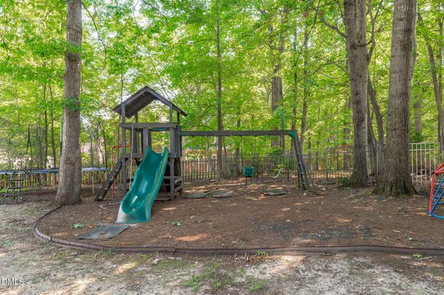 1105 Linden Ridge Drive, Holly Springs, NC 27540