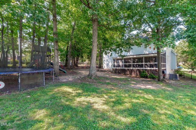 1105 Linden Ridge Drive, Holly Springs, NC 27540