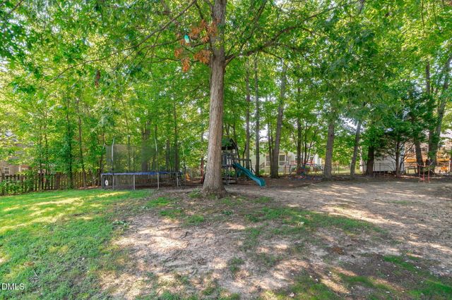 1105 Linden Ridge Drive, Holly Springs, NC 27540