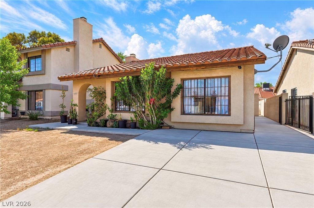 522 Bayberry Drive, Las Vegas, NV 89110 — photo 2
