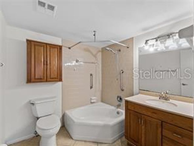 509 PARKDALE MEWS 509, Venice, FL 34285