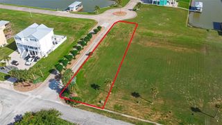 4 Matagorda Street, Matagorda, TX 77457