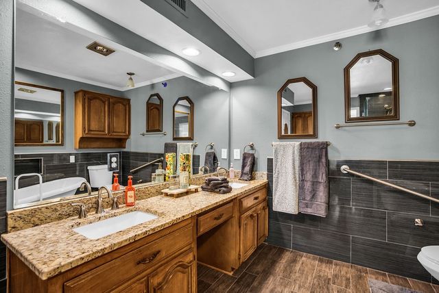 3216 San Jacinto Street, Dallas, TX 75204