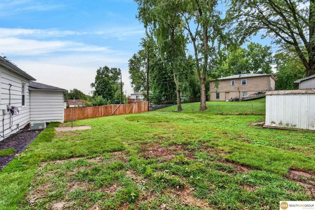 7520 Terry Drive, La Vista, NE 68128