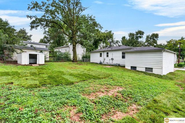 7520 Terry Drive, La Vista, NE 68128