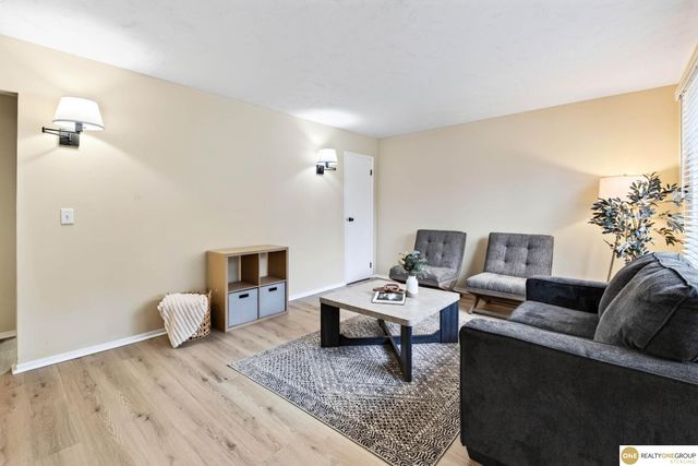 7520 Terry Drive, La Vista, NE 68128