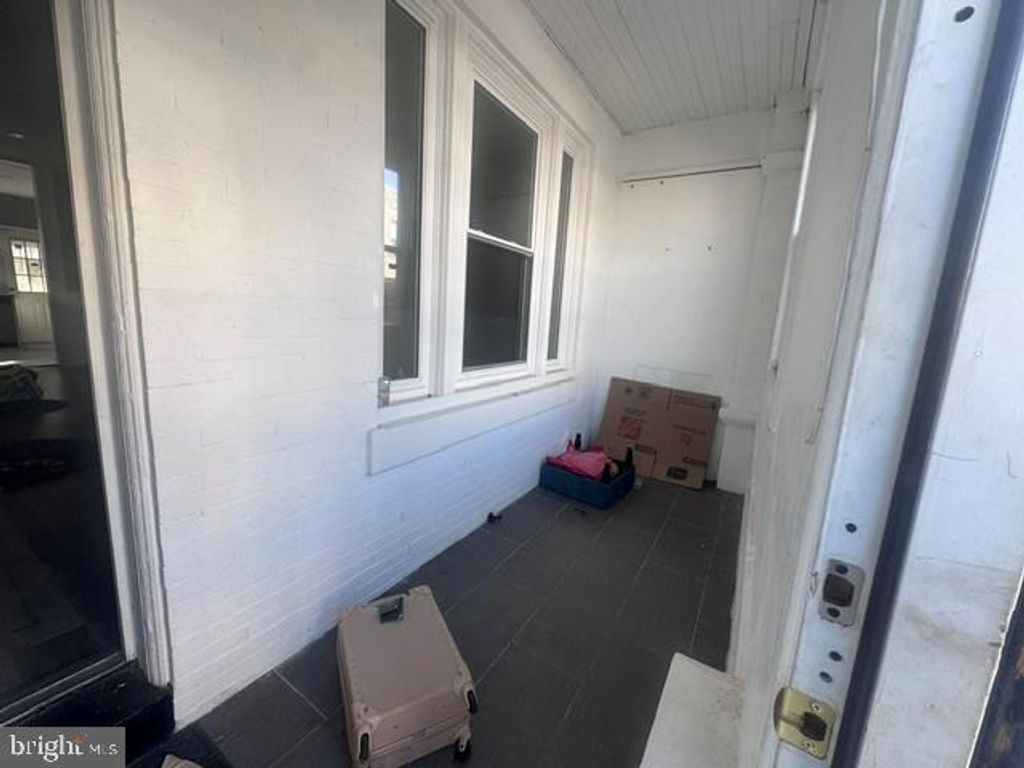 1835 S TAYLOR ST, PHILADELPHIA, PA 19145 — photo 3
