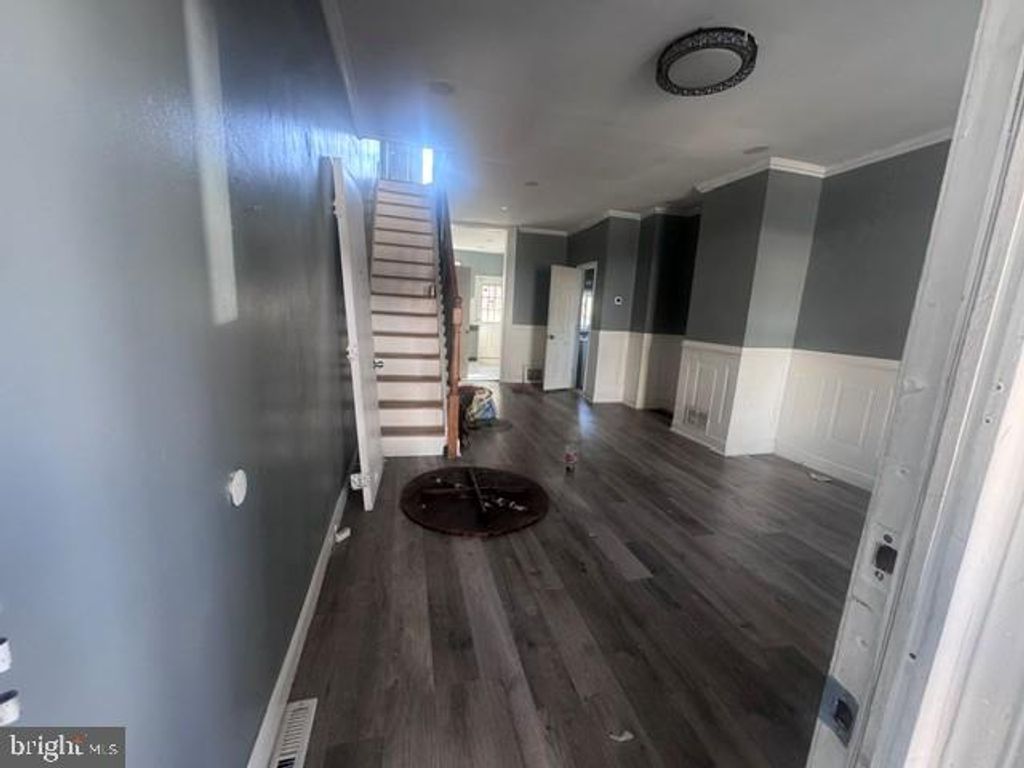 1835 S TAYLOR ST, PHILADELPHIA, PA 19145 — photo 4