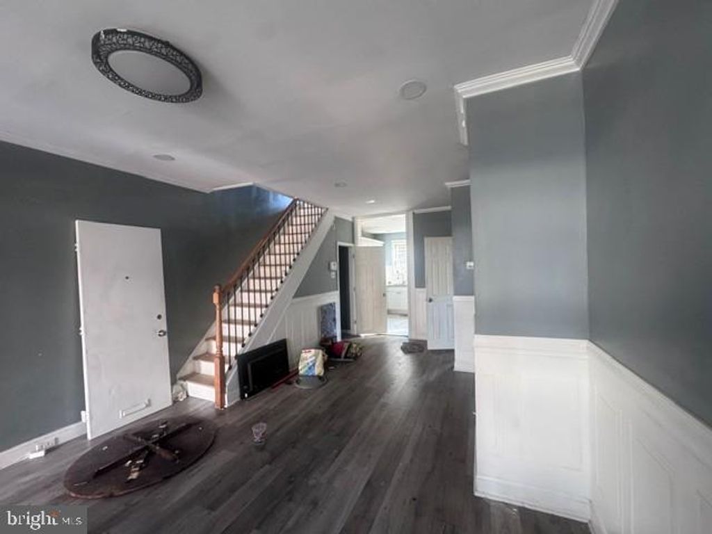 1835 S TAYLOR ST, PHILADELPHIA, PA 19145 — photo 5