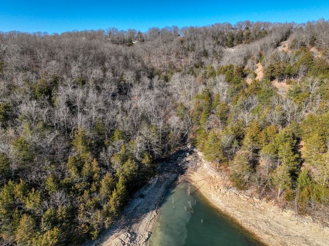 Mundell Road, Eureka Springs, AR 72631