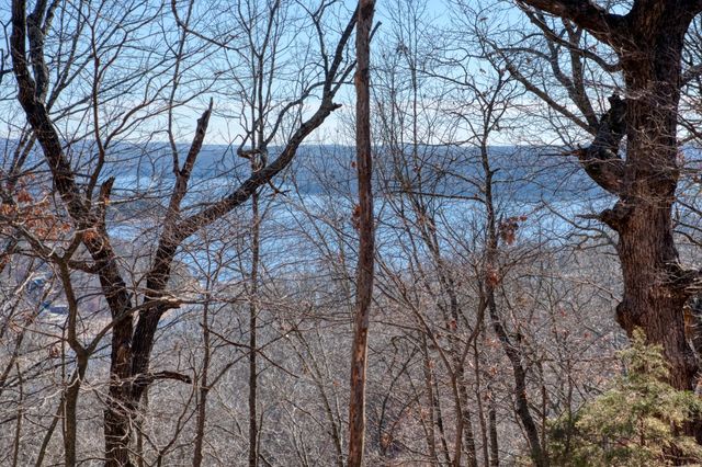 Mundell Road, Eureka Springs, AR 72631