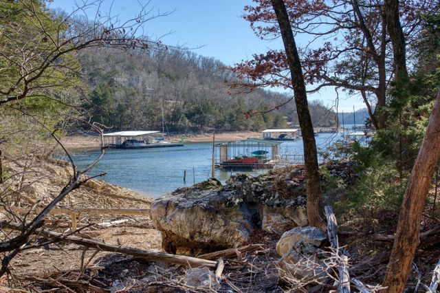 Mundell Road, Eureka Springs, AR 72631