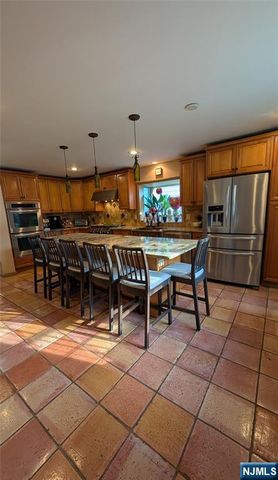 616 Hackensack Street, Carlstadt, NJ 07072