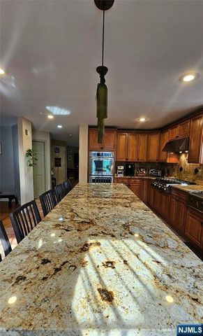 616 Hackensack Street, Carlstadt, NJ 07072