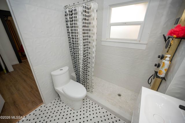 379 W Noon Street, Nogales, AZ 85621