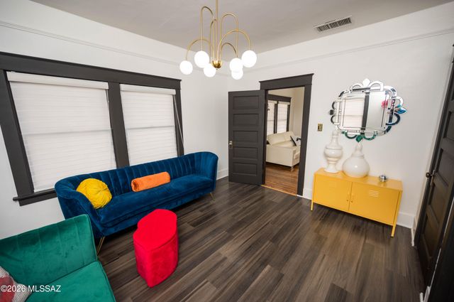 379 W Noon Street, Nogales, AZ 85621