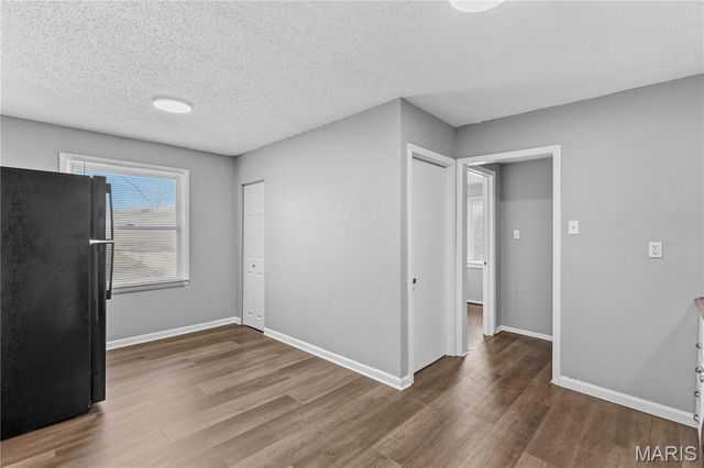 7471 Sharon Drive, St Louis, MO 63136