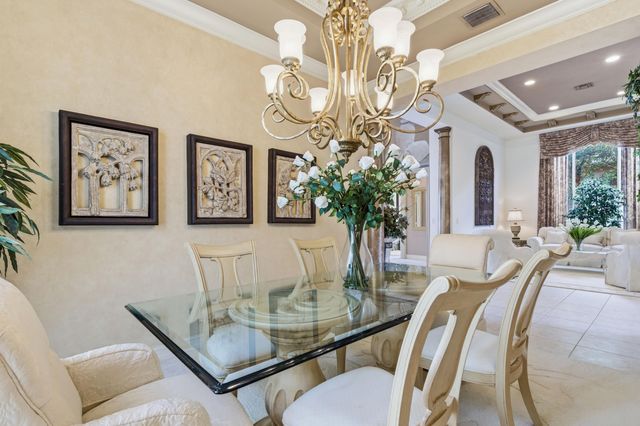 24 Laguna Terrace, Palm Beach Gardens, FL 33418