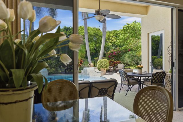 24 Laguna Terrace, Palm Beach Gardens, FL 33418