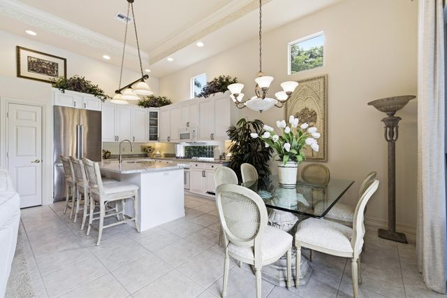 24 Laguna Terrace, Palm Beach Gardens, FL 33418