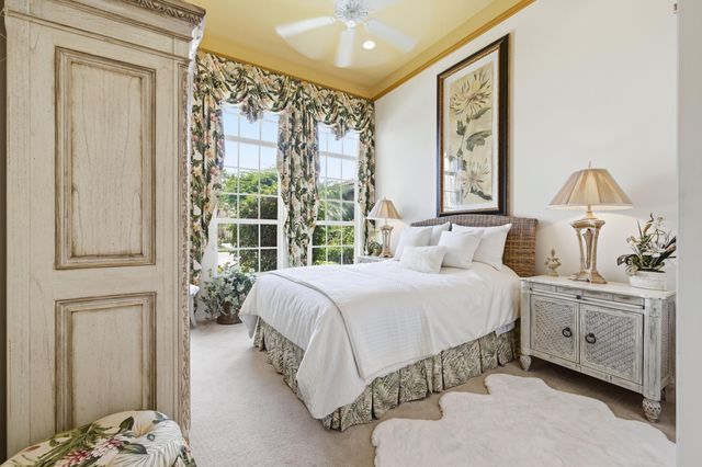 24 Laguna Terrace, Palm Beach Gardens, FL 33418