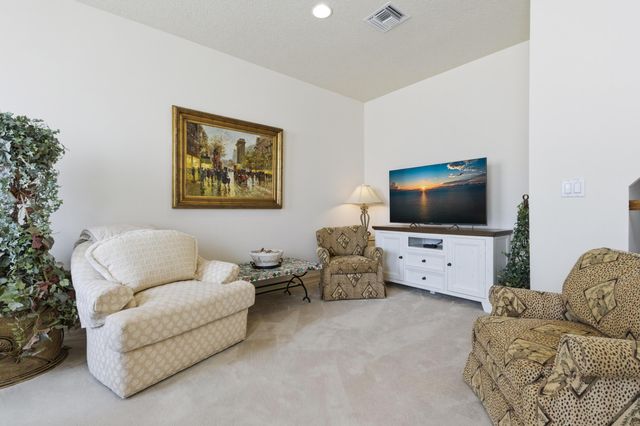 24 Laguna Terrace, Palm Beach Gardens, FL 33418