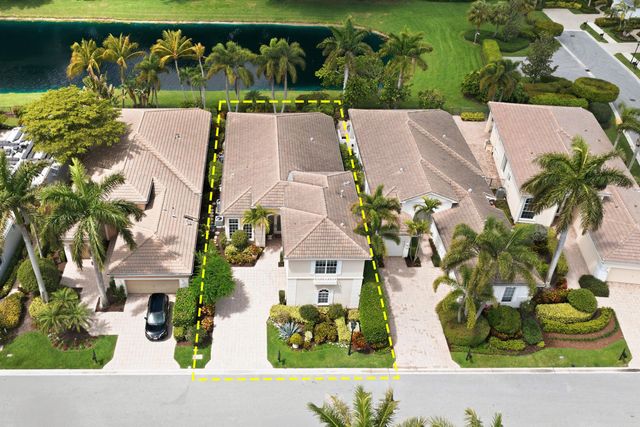 24 Laguna Terrace, Palm Beach Gardens, FL 33418