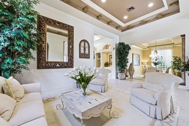 24 Laguna Terrace, Palm Beach Gardens, FL 33418