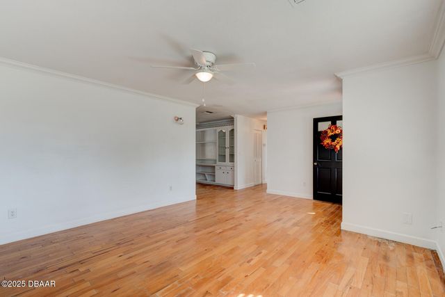 922 Locust Street, New Smyrna Beach, FL 32169