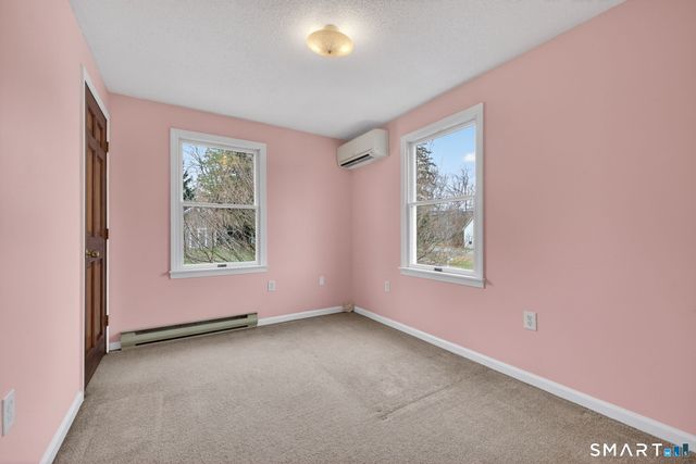 8 High Street, Wallingford, CT 06492