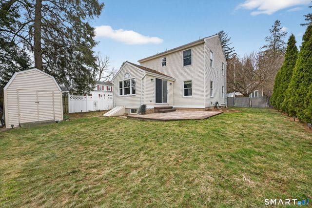 8 High Street, Wallingford, CT 06492