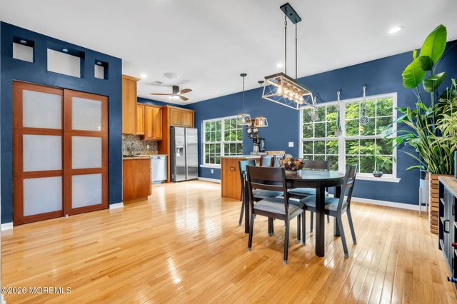 20 Russell Court, Matawan, NJ 07747